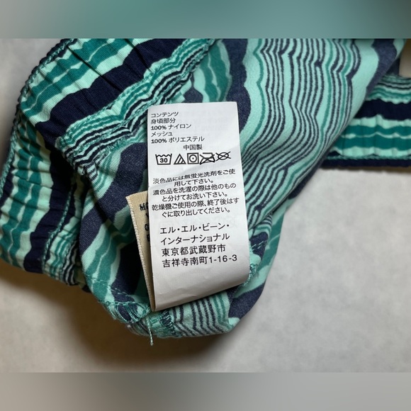 L.L.Bean Men’s Baggies Size Medium Light Green Sea Foam Ocean Wave Print - Picture 16 of 16